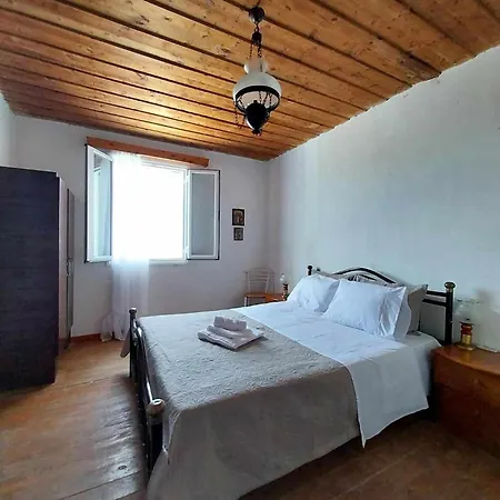 Сasa de vacaciones Traditional House *